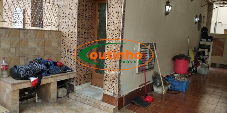 Imagem Apartamento com 4 Quartos à Venda, 240 m² em Tijuca - Rio De Janeiro Imagem Apartamento com 4 Quartos à Venda, 240 m² em Tijuca - Rio De Janeiro