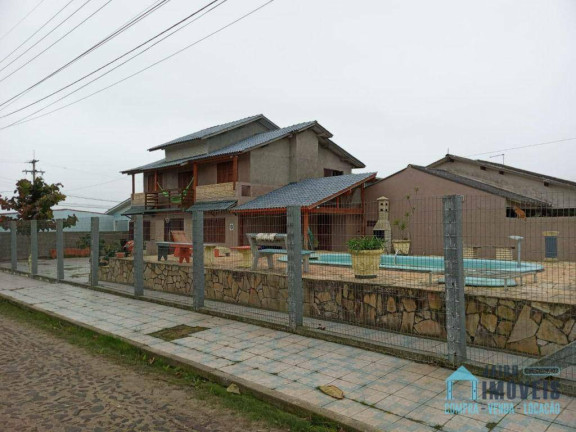 Casa com 4 Quartos à Venda, 500 m² em Zona Nova - Tramandaí