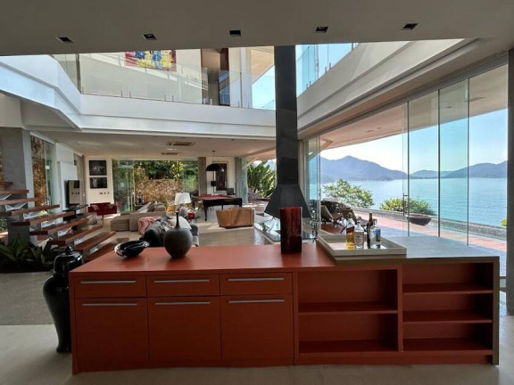 Imagem Casa com 6 Quartos à Venda, 1.100 m² em Praia Vermelha - Ubatuba Imagem Casa com 6 Quartos à Venda, 1.100 m² em Praia Vermelha - Ubatuba