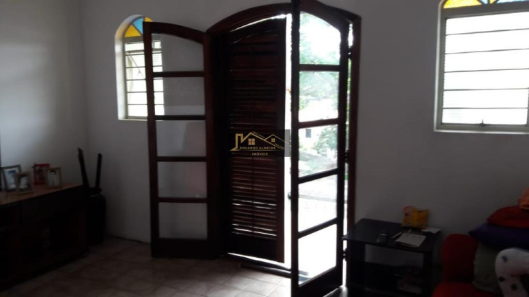 Imagem Sobrado com 5 Quartos à Venda,  em Jardim Emília - Sorocaba