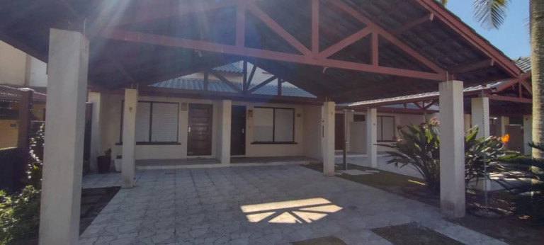 Imagem Casa de Condomínio com 2 Quartos à Venda, 150 m² em Capão Novo - Capao Da Canoa Imagem Casa de Condomínio com 2 Quartos à Venda, 150 m² em Capão Novo - Capao Da Canoa