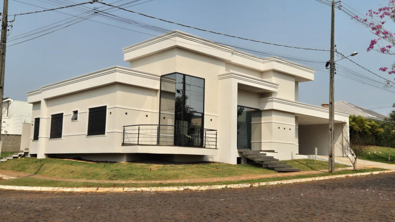 Casa com 4 Quartos à Venda, 243 m² em Cognópolis - Foz Do Iguaçu