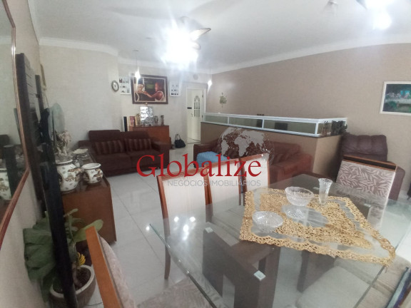 Casa com 3 Quartos à Venda, 131 m² em Marapé - Santos