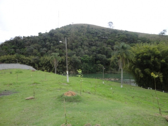 Imagem Terreno à Venda, 852 m² em Angola - Santa Branca
