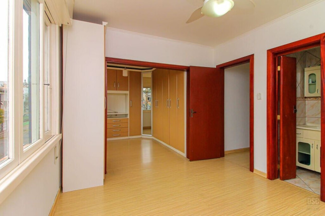Imagem Apartamento com 4 Quartos à Venda, 184 m² em Azenha - Porto Alegre Imagem Apartamento com 4 Quartos à Venda, 184 m² em Azenha - Porto Alegre
