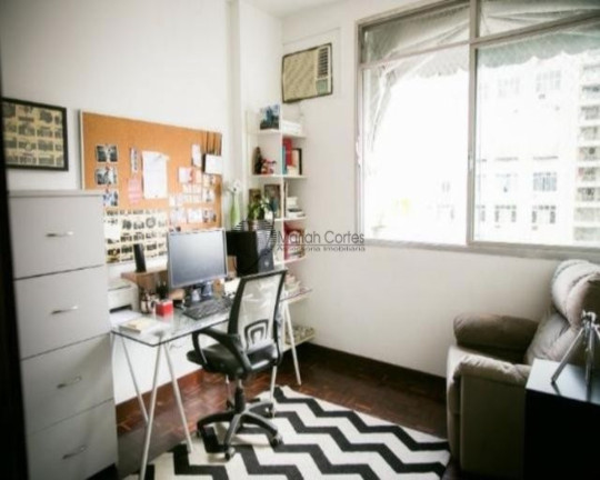 Imagem Imóvel com 3 Quartos à Venda, 127 m² em Icaraí - Niterói Imagem Imóvel com 3 Quartos à Venda, 127 m² em Icaraí - Niterói