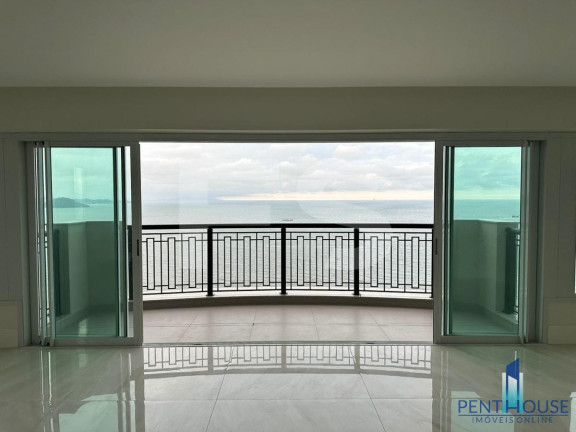 Apartamento com 5 Quartos à Venda, 230 m² em Centro - Balneário Camboriú