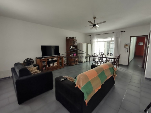 Imagem Casa com 3 Quartos à Venda, 162 m² em Beira Rio - Guaratinguetá Imagem Casa com 3 Quartos à Venda, 162 m² em Beira Rio - Guaratinguetá