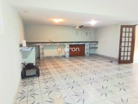 Imagem Casa com 4 Quartos à Venda, 580 m²