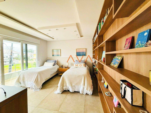 Imagem Casa com 3 Quartos à Venda, 413 m² em Jurerê Internacional - Florianópolis Imagem Casa com 3 Quartos à Venda, 413 m² em Jurerê Internacional - Florianópolis