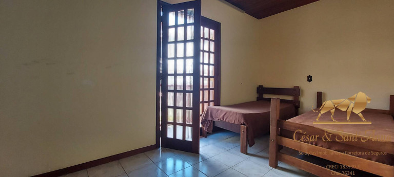Imagem Casa com 4 Quartos à Venda, 270 m² em Jardim Márcia - Campos Do Jordão Imagem Casa com 4 Quartos à Venda, 270 m² em Jardim Márcia - Campos Do Jordão