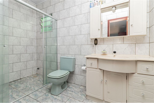 Imagem Casa com 2 Quartos à Venda, em Jardim Itu - Porto Alegre Imagem Casa com 2 Quartos à Venda, em Jardim Itu - Porto Alegre