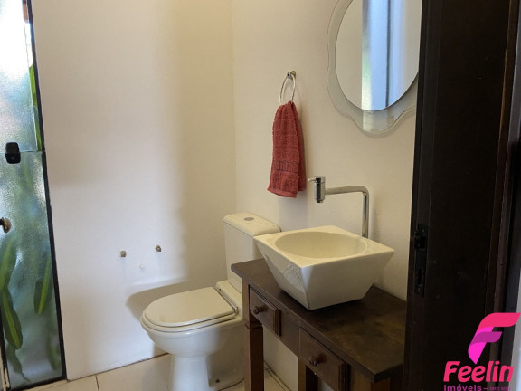Imagem Casa com 6 Quartos à Venda, 220 m² em Campeche - Florianópolis Imagem Casa com 6 Quartos à Venda, 220 m² em Campeche - Florianópolis
