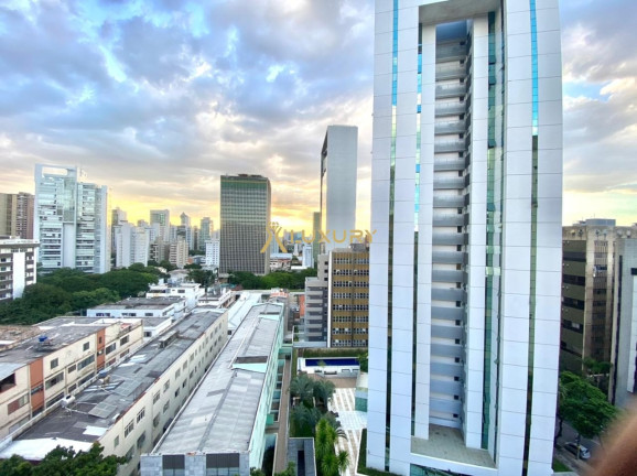Imagem Imóvel com 3 Quartos à Venda, 460 m² em Centro - Belo Horizonte Imagem Imóvel com 3 Quartos à Venda, 460 m² em Centro - Belo Horizonte