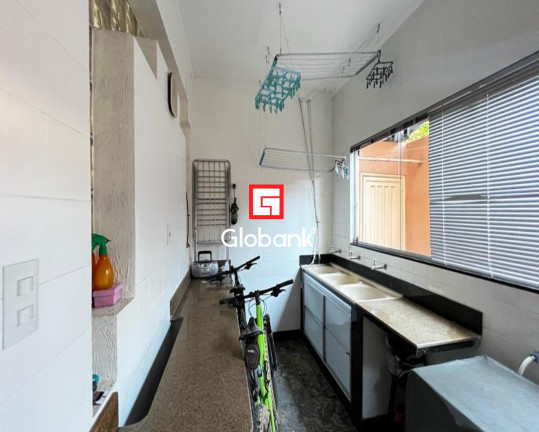 Imagem Casa com 3 Quartos à Venda, 500 m² em Jardim Panorama - Montes Claros Imagem Casa com 3 Quartos à Venda, 500 m² em Jardim Panorama - Montes Claros