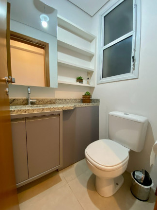Imagem Apartamento com 3 Quartos à Venda, 136 m² em Barreiros - São José
