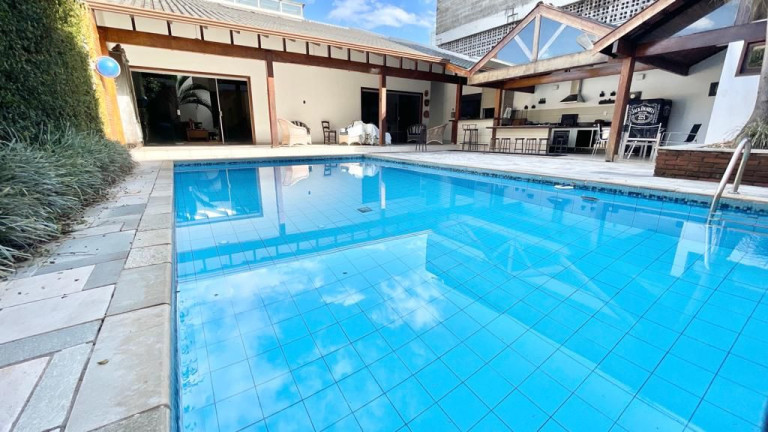 Imagem Casa com 3 Quartos para Alugar, 530 m² em Parque Do Lago Juliana - Londrina Imagem Casa com 3 Quartos para Alugar, 530 m² em Parque Do Lago Juliana - Londrina