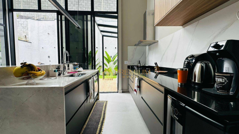 Imagem Sobrado com 3 Quartos à Venda, 200 m² em Condomínio Vem Viver  - Jacareí