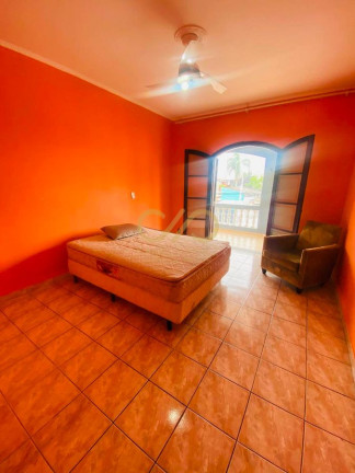 Imagem Sobrado com 4 Quartos à Venda, 276 m² em Caiçara - Praia Grande Imagem Sobrado com 4 Quartos à Venda, 276 m² em Caiçara - Praia Grande