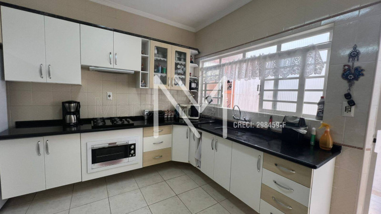 Imagem Casa com 3 Quartos à Venda, 300 m² em Bosque Dos Eucaliptos - São José Dos Campos Imagem Casa com 3 Quartos à Venda, 300 m² em Bosque Dos Eucaliptos - São José Dos Campos