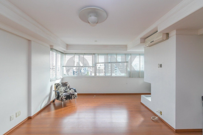 Imagem Apartamento com 2 Quartos à Venda, 88 m² em Moinhos De Vento - Porto Alegre Imagem Apartamento com 2 Quartos à Venda, 88 m² em Moinhos De Vento - Porto Alegre