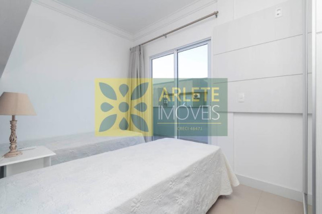 Imagem Cobertura com 3 Quartos para Alugar ou Temporada, 130 m² em Bombas - Bombinhas Imagem Cobertura com 3 Quartos para Alugar ou Temporada, 130 m² em Bombas - Bombinhas