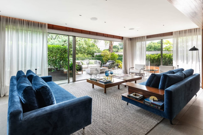 Casa com 4 Quartos à Venda, 925 m² em Alto De Pinheiros - São Paulo