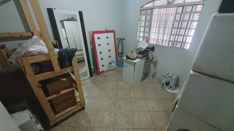 Imagem Casa com 4 Quartos à Venda, 190 m² em Areal (águas Claras) - Brasília
