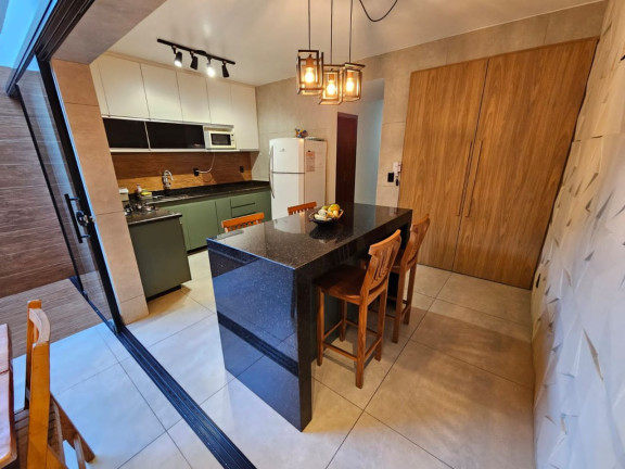 Imagem Casa com 3 Quartos à Venda, 180 m² em Cabral - Contagem Imagem Casa com 3 Quartos à Venda, 180 m² em Cabral - Contagem