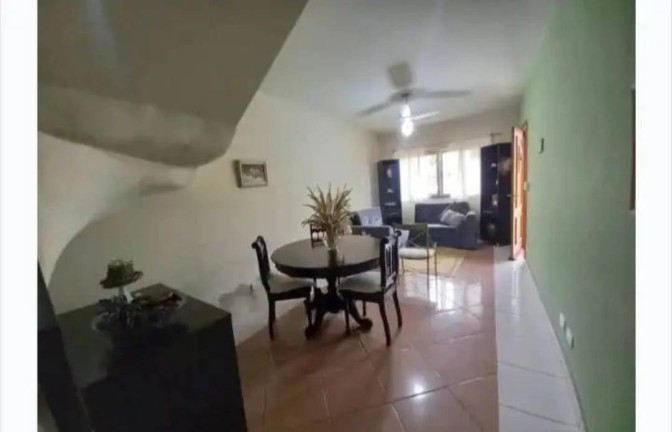 Imagem Casa com 3 Quartos à Venda, 118 m² em Centro - Arapongas Imagem Casa com 3 Quartos à Venda, 118 m² em Centro - Arapongas