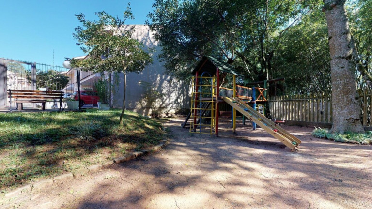 Imagem Imóvel com 3 Quartos à Venda, 122 m² em Nonoai - Porto Alegre Imagem Imóvel com 3 Quartos à Venda, 122 m² em Nonoai - Porto Alegre
