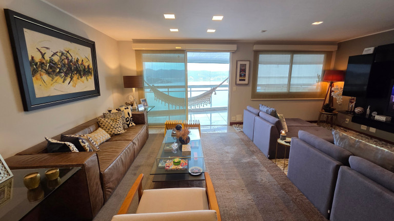 Imagem Imóvel com 4 Quartos à Venda, 180 m² em Ingá - Niterói Imagem Imóvel com 4 Quartos à Venda, 180 m² em Ingá - Niterói