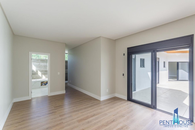 Imagem Casa com 3 Quartos à Venda, 452 m² em Santa Regina - Camboriú Imagem Casa com 3 Quartos à Venda, 452 m² em Santa Regina - Camboriú