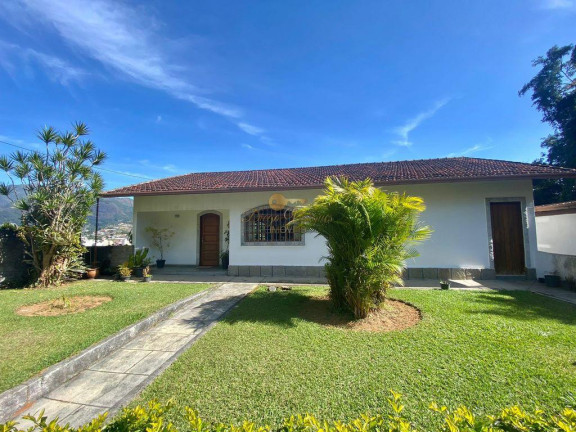 Imagem Casa com 3 Quartos à Venda, 250 m² em Várzea - Teresópolis Imagem Casa com 3 Quartos à Venda, 250 m² em Várzea - Teresópolis