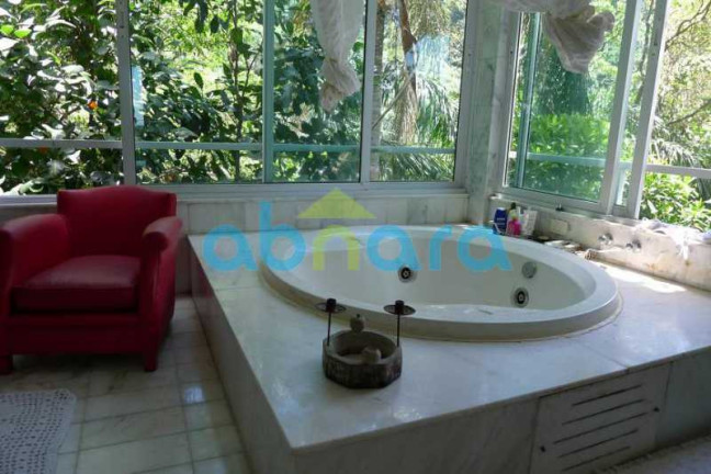 Imagem Casa de Condomínio com 4 Quartos à Venda, 240 m² em São Conrado - Rio De Janeiro