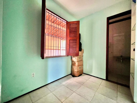 Imagem Casa com 4 Quartos à Venda, 180 m² em Sapiranga - Fortaleza Imagem Casa com 4 Quartos à Venda, 180 m² em Sapiranga - Fortaleza