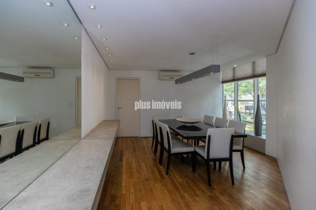 Imagem Apartamento com 3 Quartos à Venda, 234 m² em Moema - São Paulo