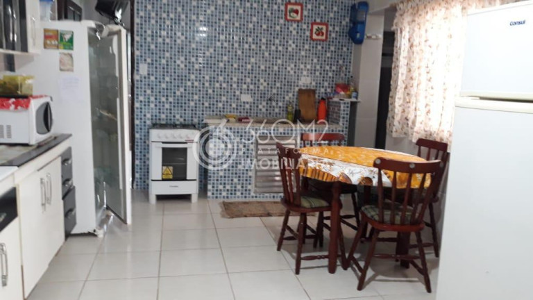 Imagem Casa com 2 Quartos à Venda, 250 m² em Balneário Gaivotas - Itanhaém Imagem Casa com 2 Quartos à Venda, 250 m² em Balneário Gaivotas - Itanhaém