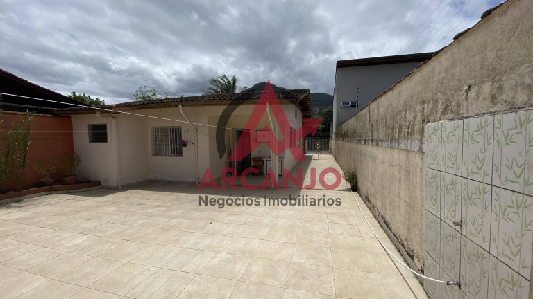 Imagem Casa com 2 Quartos à Venda, 350 m² em Centro - Ubatuba
