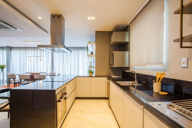 Imagem Apartamento com 3 Quartos à Venda, 167 m² em Centro - Balneário Camboriú Imagem Apartamento com 3 Quartos à Venda, 167 m² em Centro - Balneário Camboriú