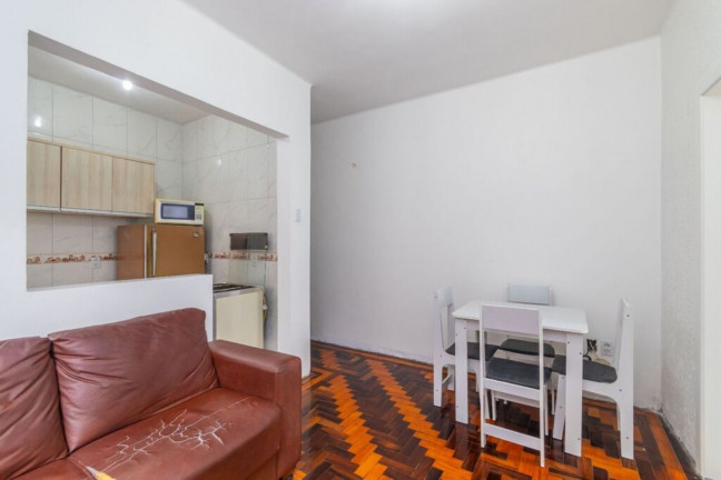 Imagem Imóvel com 1 Quarto à Venda, 46 m² em São João - Porto Alegre Imagem Imóvel com 1 Quarto à Venda, 46 m² em São João - Porto Alegre