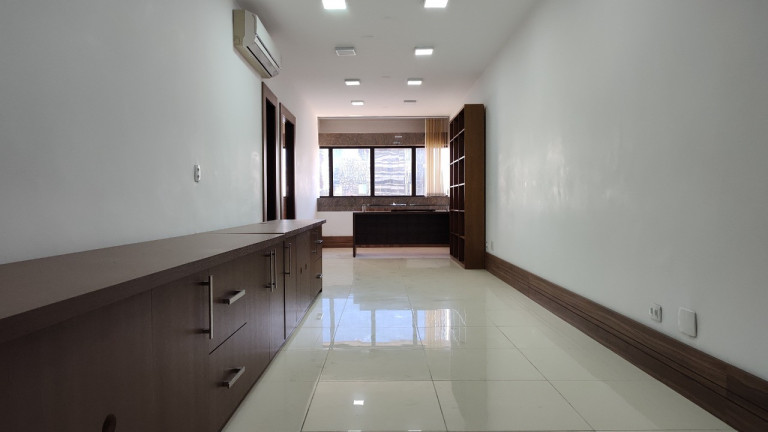 Imagem Sala Comercial para Alugar, 54 m² em Centro - Curitiba Imagem Sala Comercial para Alugar, 54 m² em Centro - Curitiba