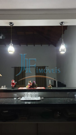 Imagem Imóvel com 4 Quartos à Venda, 105.000 m² em Centro - Cajuru Imagem Imóvel com 4 Quartos à Venda, 105.000 m² em Centro - Cajuru