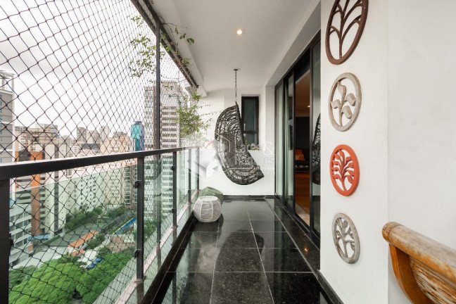 Imagem Apartamento com 3 Quartos à Venda, 235 m² em Moema - São Paulo