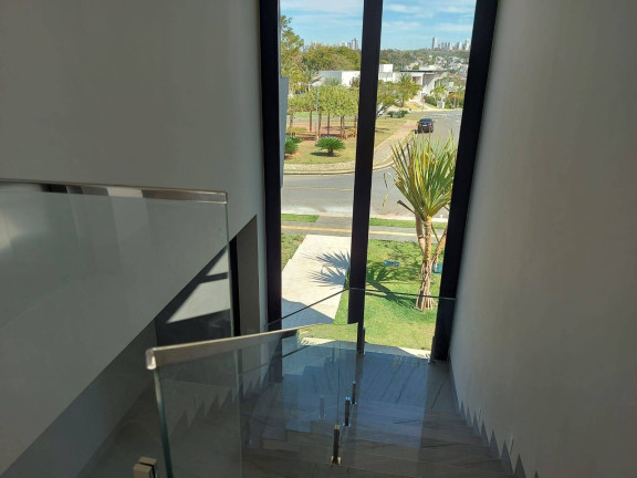 Imagem Casa com 5 Quartos à Venda, 490 m² em Goiânia