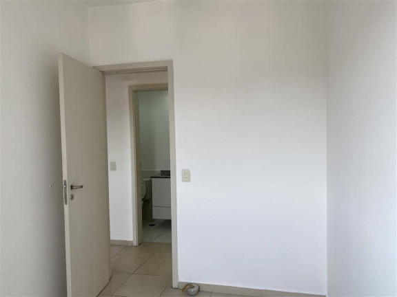 Imagem Apartamento com 3 Quartos para Alugar, 72 m² em Jardim Tupanci - Barueri