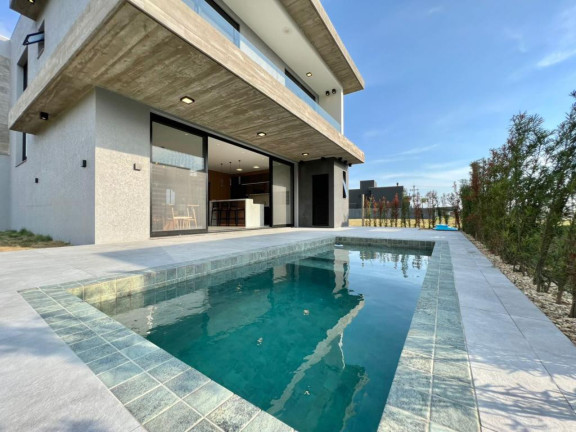 Imagem Casa com 4 Quartos à Venda, 231 m² em -- - Capao Da Canoa Imagem Casa com 4 Quartos à Venda, 231 m² em -- - Capao Da Canoa
