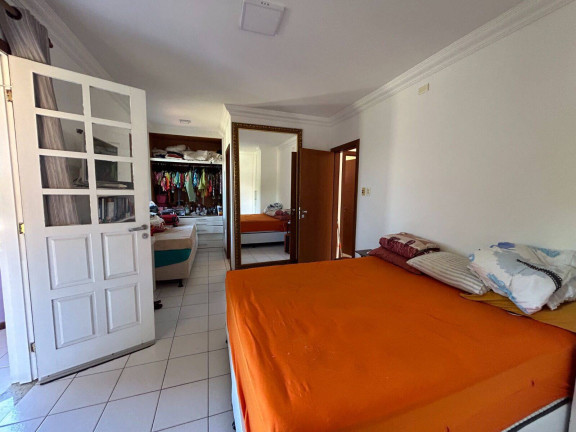 Imagem Casa de Condomínio com 4 Quartos à Venda, 490 m² em Buraquinho - Lauro De Freitas