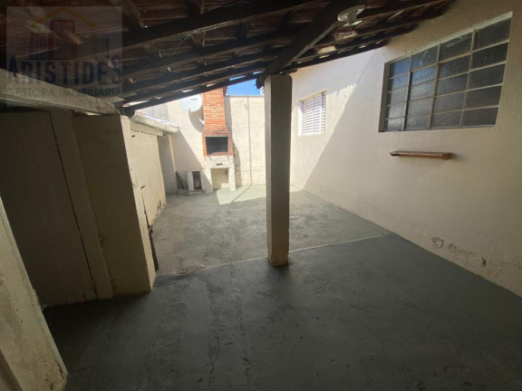 Imagem Casa com 3 Quartos à Venda, 170 m² Imagem Casa com 3 Quartos à Venda, 170 m²