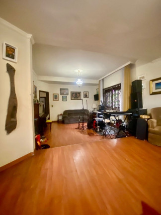 Imagem Sobrado com 5 Quartos à Venda, 420 m² em Bacacheri - Curitiba Imagem Sobrado com 5 Quartos à Venda, 420 m² em Bacacheri - Curitiba